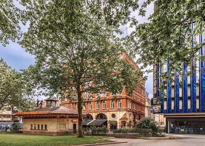 Radisson Blu Hotel, London Leicester Square